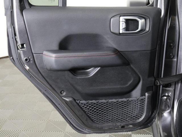 Photo of 2022 Granite Crystal Metallic Clearcoat Jeep Gladiator