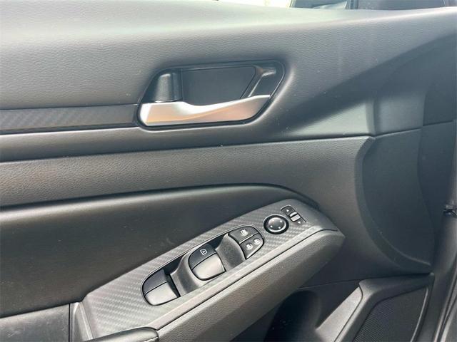 Photo of 2024 Gun Metallic Nissan Altima