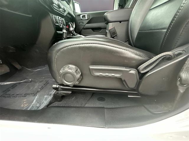 Photo of 2022 Bright White Clearcoat Jeep Wrangler Unlimited 4xe