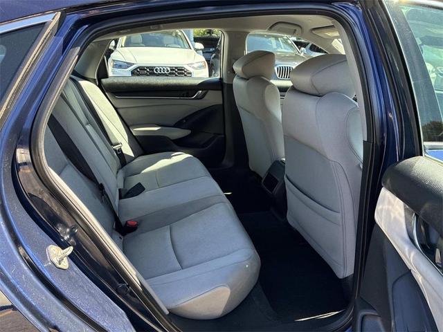 Photo of 2018 Obsidian Blue Pearl Honda Accord
