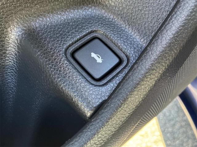Photo of 2018 Obsidian Blue Pearl Honda Accord
