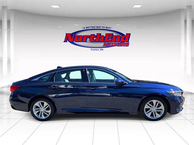 Photo of 2018 Obsidian Blue Pearl Honda Accord