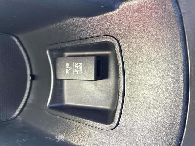 Photo of 2018 Obsidian Blue Pearl Honda Accord