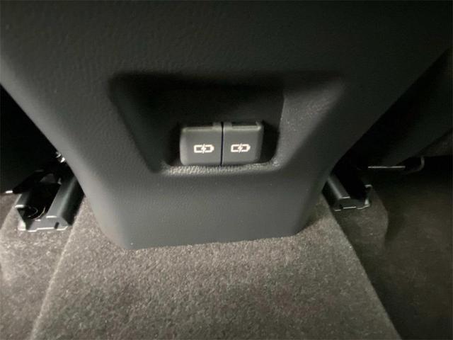 Photo of 2023 Silver Sky Metallic Toyota RAV4 Hybrid