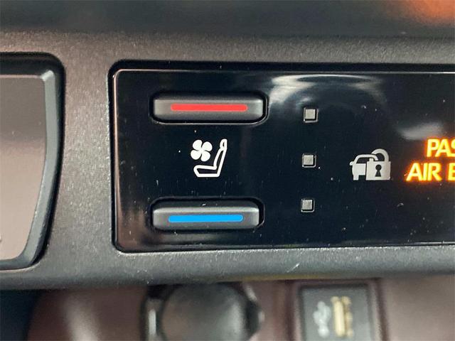 Photo of 2023 Silver Sky Metallic Toyota RAV4 Hybrid