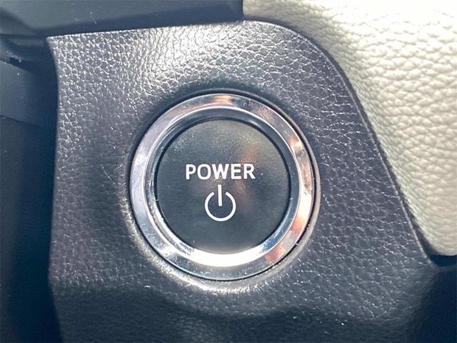 Photo of 2023 Silver Sky Metallic Toyota RAV4 Hybrid