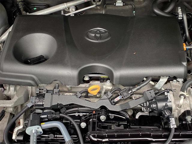 Photo of 2023 Silver Sky Metallic Toyota RAV4 Hybrid