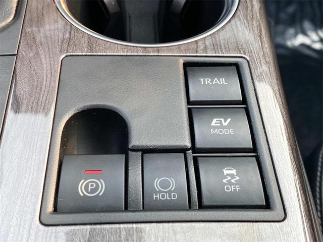 Photo of 2023 Moon Dust Toyota Highlander Hybrid