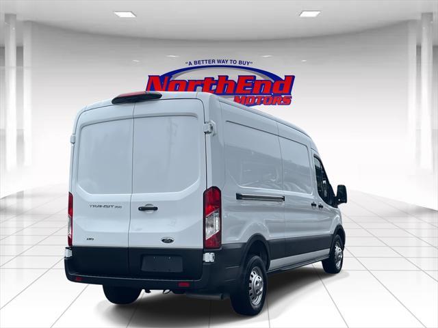Photo of 2023 OXFORD WHITE Ford Transit-350