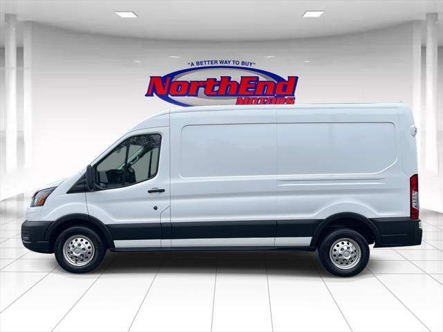 Photo of 2023 OXFORD WHITE Ford Transit-350
