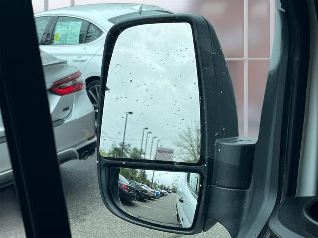 Photo of 2023 OXFORD WHITE Ford Transit-350