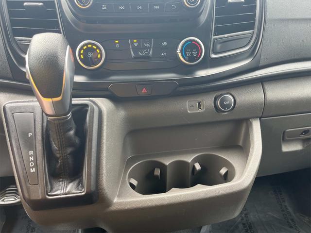 Photo of 2023 OXFORD WHITE Ford Transit-350