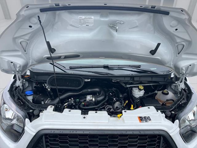 Photo of 2023 OXFORD WHITE Ford Transit-350