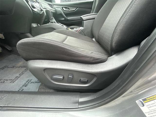 Photo of 2020 Gun Metallic Nissan Rogue