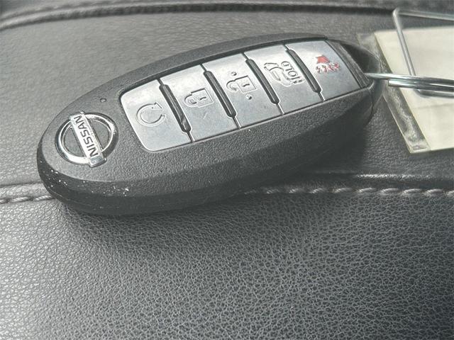 Photo of 2020 Gun Metallic Nissan Rogue
