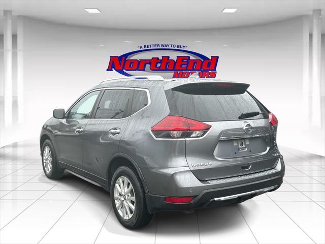 Photo of 2020 Gun Metallic Nissan Rogue