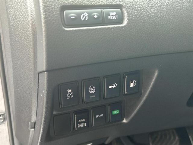 Photo of 2020 Gun Metallic Nissan Rogue