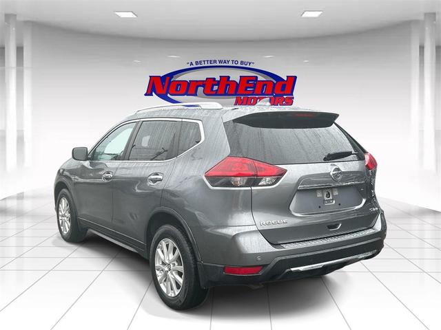 Photo of 2020 Gun Metallic Nissan Rogue