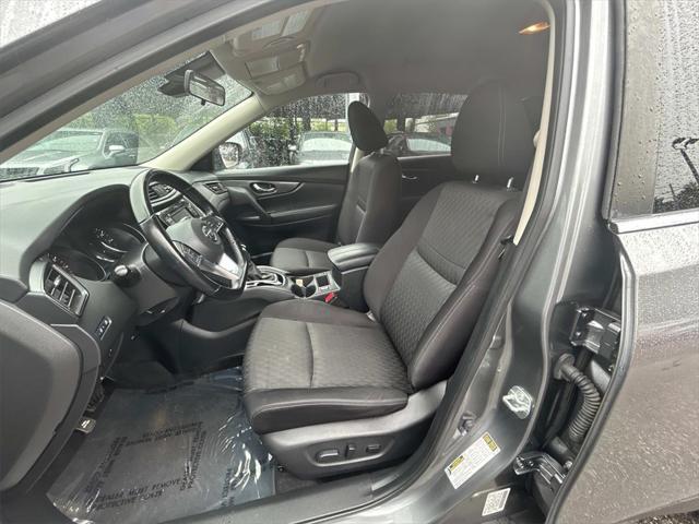 Photo of 2020 Gun Metallic Nissan Rogue