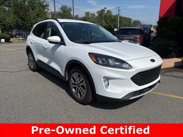 Photo of 2022 OXFORD WHITE Ford Escape