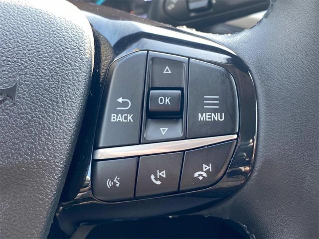 Photo of 2022 OXFORD WHITE Ford Escape