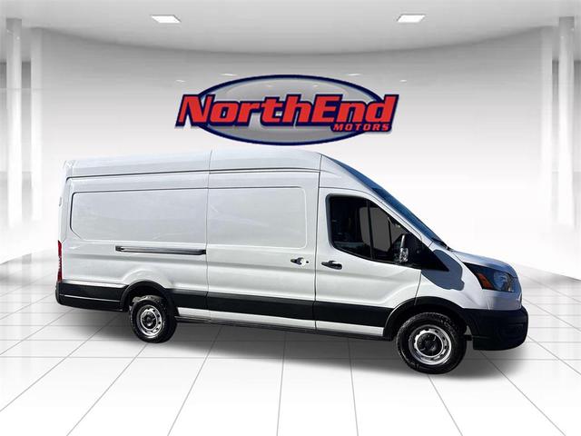 Photo of 2021 OXFORD WHITE Ford Transit-350