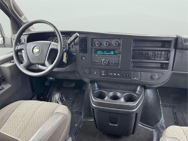 Photo of 2022 Summit White Chevrolet Express 3500