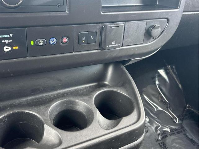 Photo of 2022 Summit White Chevrolet Express 3500