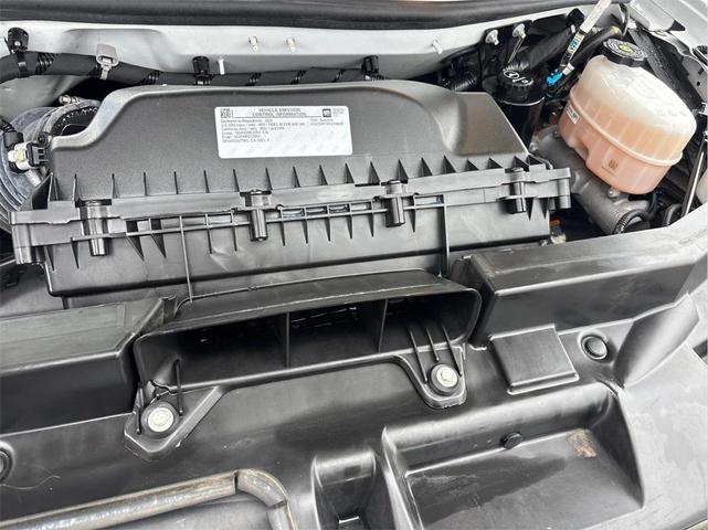 Photo of 2022 Summit White Chevrolet Express 3500