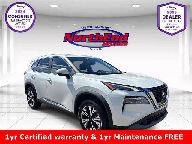 Photo of 2022 Pearl White Tricoat Nissan Rogue