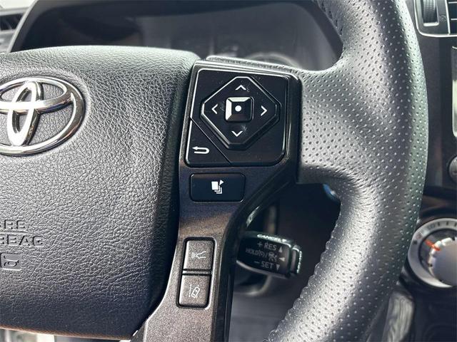 Photo of 2023 Classic Silver Metallic Toyota 4Runner