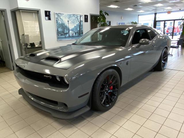 Photo of 2019 Destroyer Gray Clearcoat Dodge Challenger
