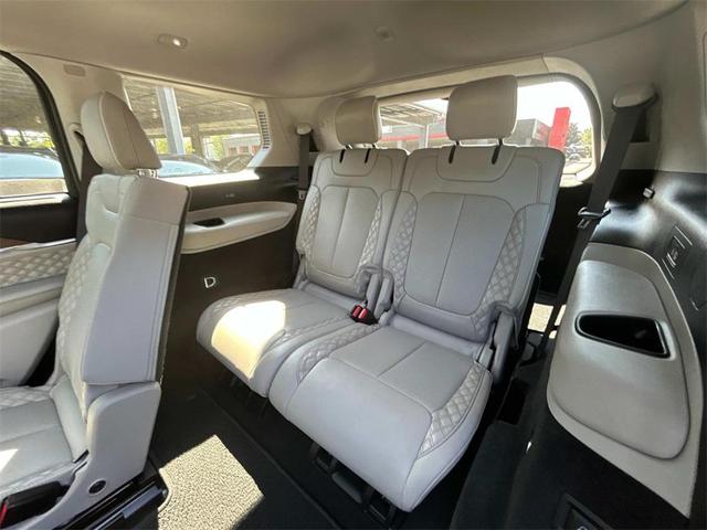 Photo of 2022 Bright White Clearcoat Jeep Grand Cherokee L