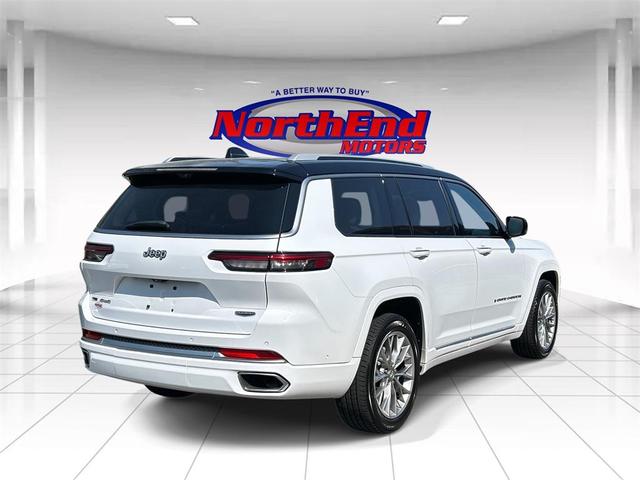 Photo of 2022 Bright White Clearcoat Jeep Grand Cherokee L