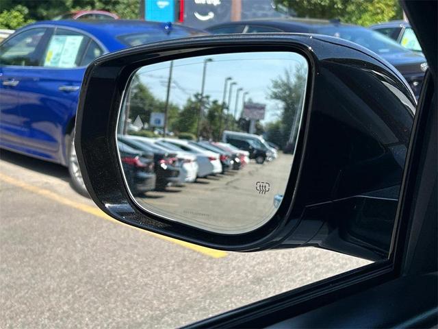 Photo of 2022 Bright White Clearcoat Jeep Grand Cherokee L