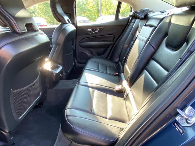 Photo of 2020 Denim Blue Metallic Volvo S60