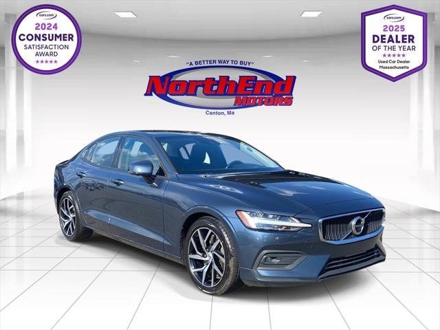 Photo of 2020 Denim Blue Metallic Volvo S60