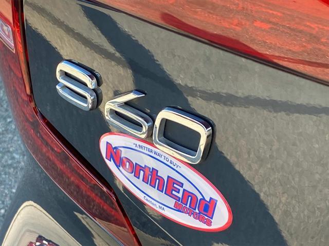Photo of 2020 Denim Blue Metallic Volvo S60
