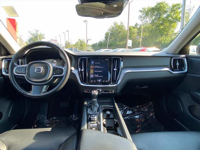 Photo of 2020 Denim Blue Metallic Volvo S60