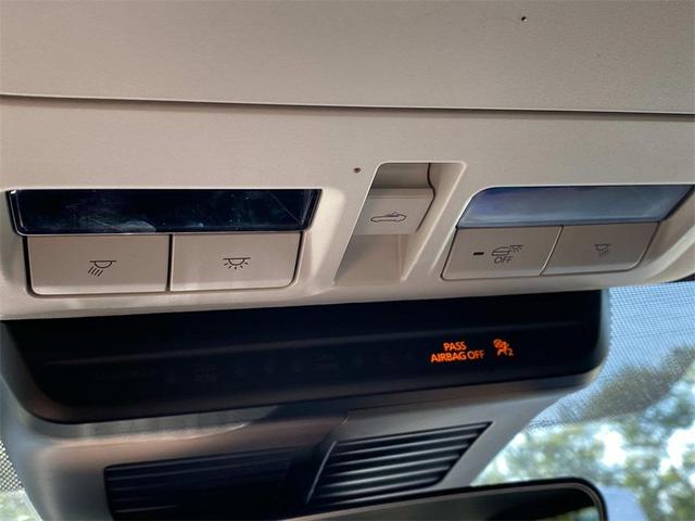 Photo of 2024 Jet Black Mica Mazda CX-90