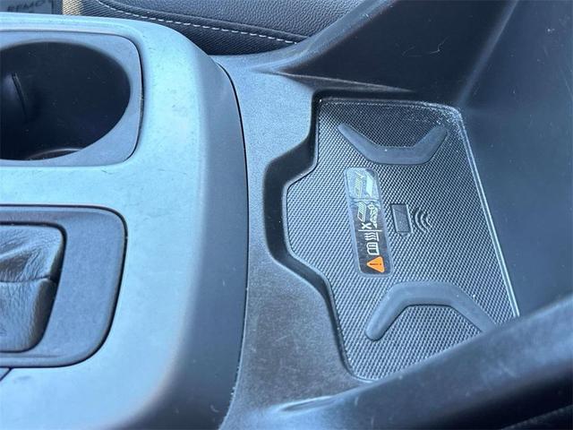 Photo of 2021 Black Chevrolet Colorado