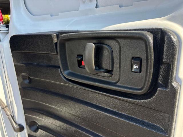 Photo of 2020 Summit White GMC Savana 2500