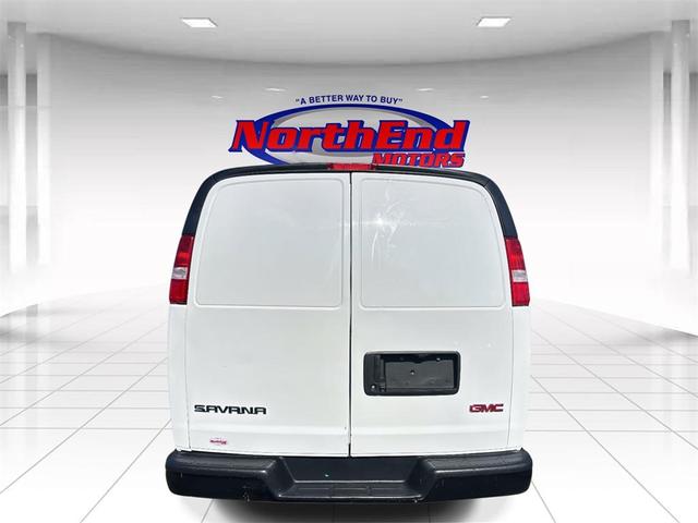 Photo of 2020 Summit White GMC Savana 2500