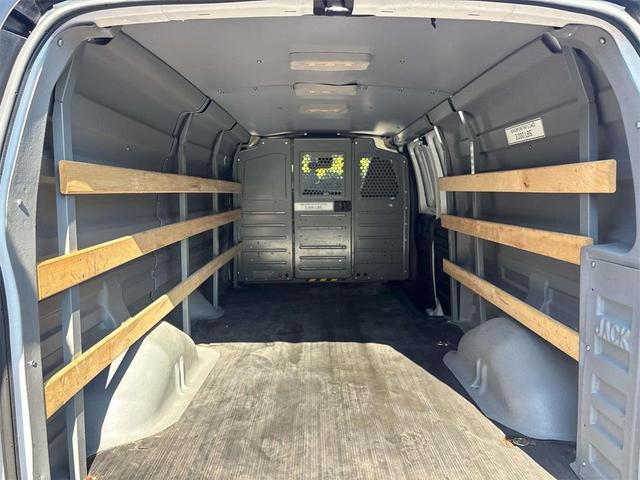 Photo of 2020 Summit White GMC Savana 2500