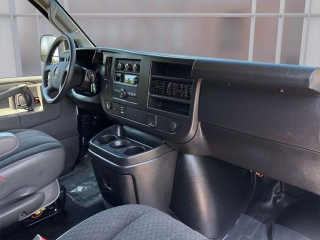 Photo of 2023 Summit White GMC Savana 2500