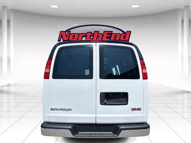 Photo of 2023 Summit White GMC Savana 2500