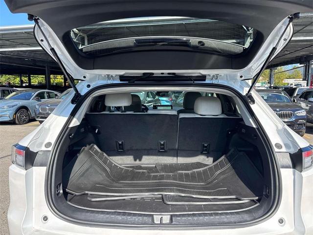 Photo of 2024 Snowfall Pearl Honda Prologue