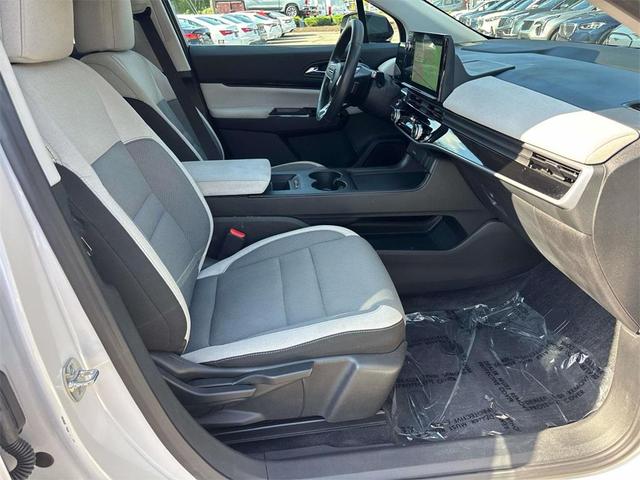 Photo of 2024 Snowfall Pearl Honda Prologue
