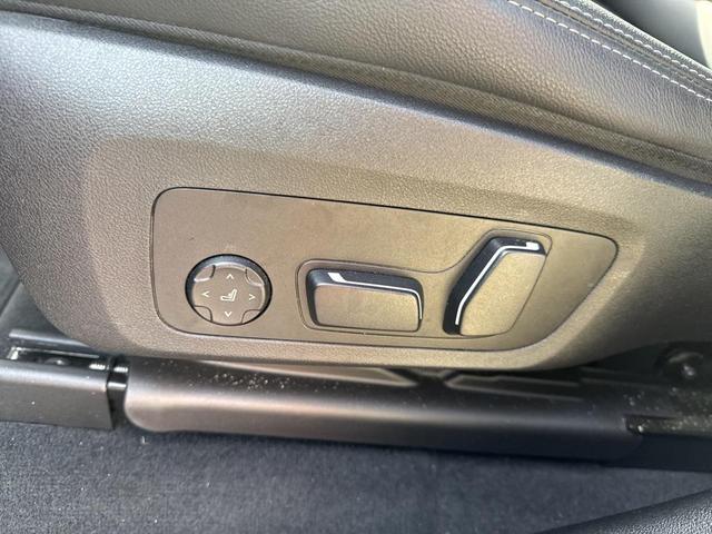 Photo of 2025 Dark Graphite Metallic BMW X4