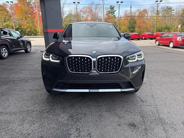 Photo of 2025 Dark Graphite Metallic BMW X4